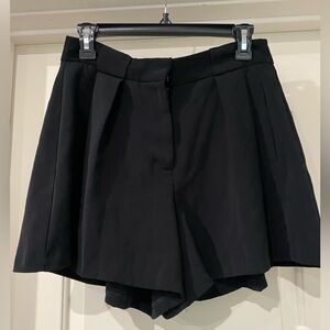 Jennifer Lopez Womens Size 8 Black Dress Shorts